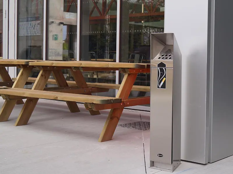 Ventajas de los ceniceros para exteriores