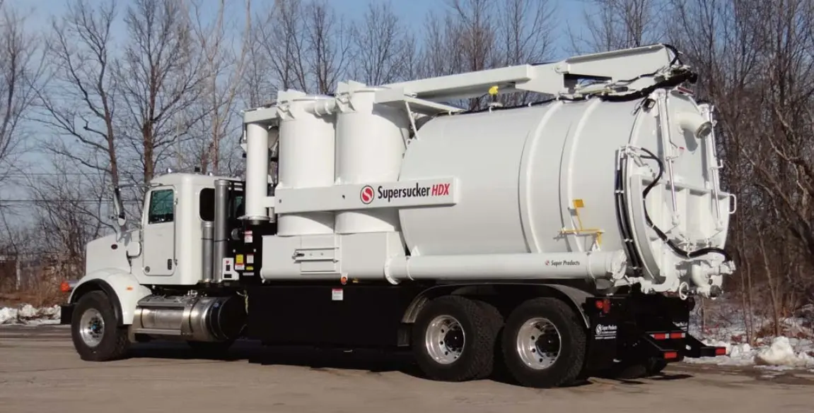 Vacuum truck