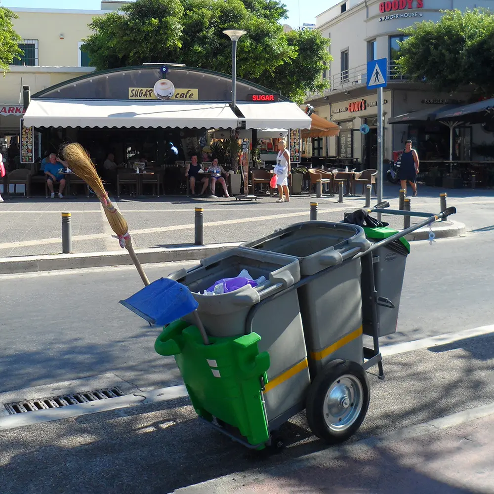 double-space-liner-02